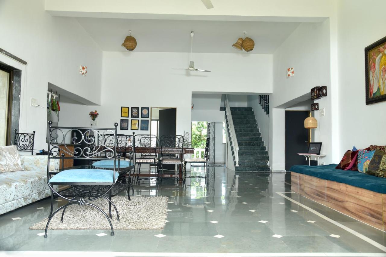 לונבלה Whispering Woods Villa And Eco Farms מראה חיצוני תמונה